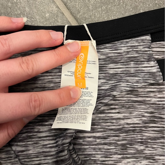 NWOT Rip Curl Bikini Bottom - Picture 3 of 3